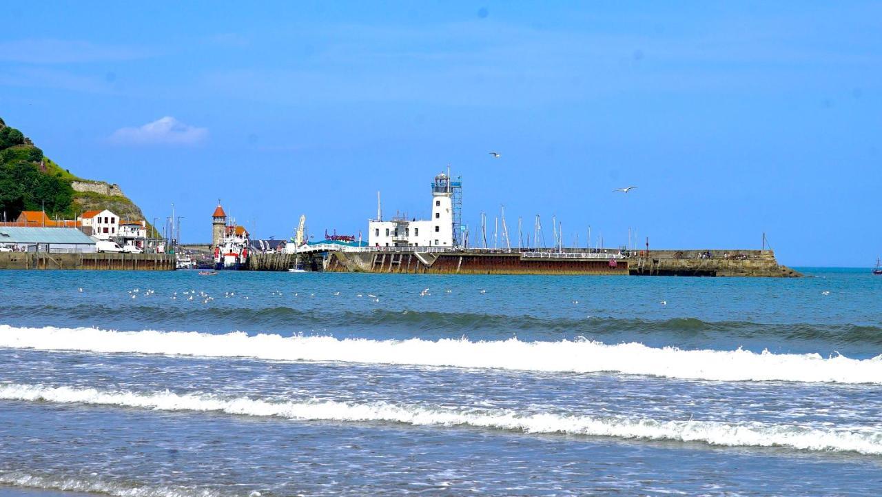 Blue Lighthouse Appartamento Scarborough Esterno foto